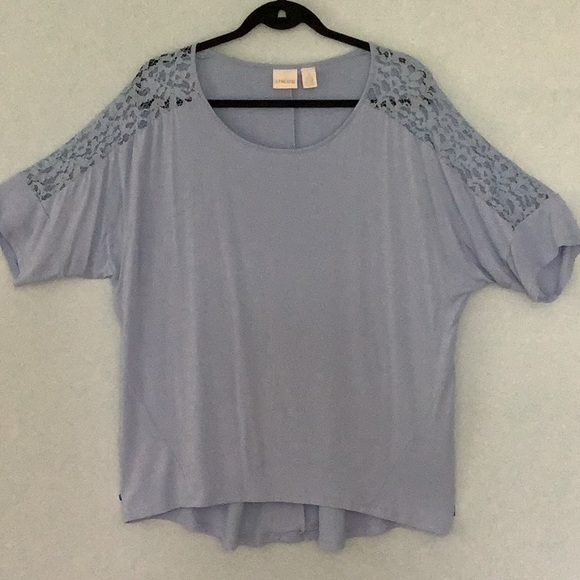 Chico’s Lorrine lace insert high-lowt-shirt - blue - size 2 (L). - Picture 2 of 11